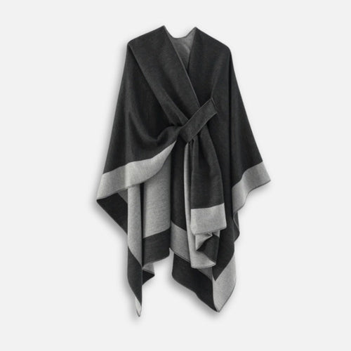 Cape poncho femme bicolore noir gris clair avec passant de maintien, vue de face étalée