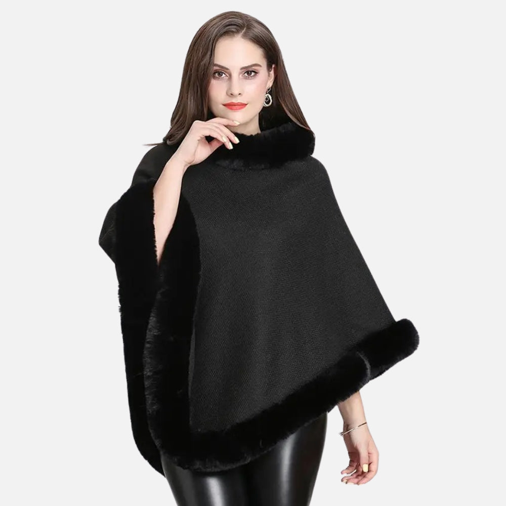 Cape poncho femme noire col montant avec bords fourrure, maille coton, portée de face