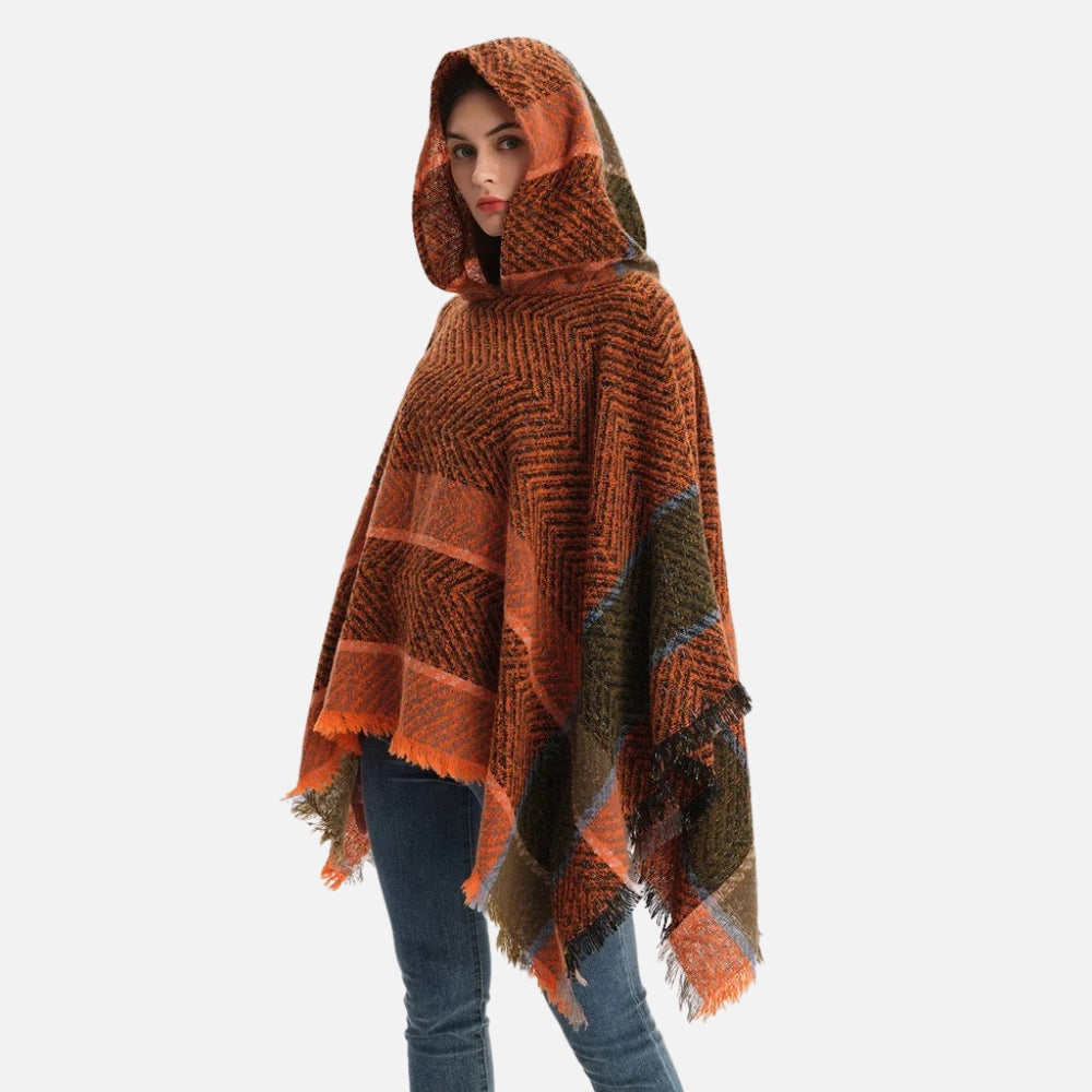 Cape poncho femme avec capuche, motif chevron orange, franges, vue de dos
