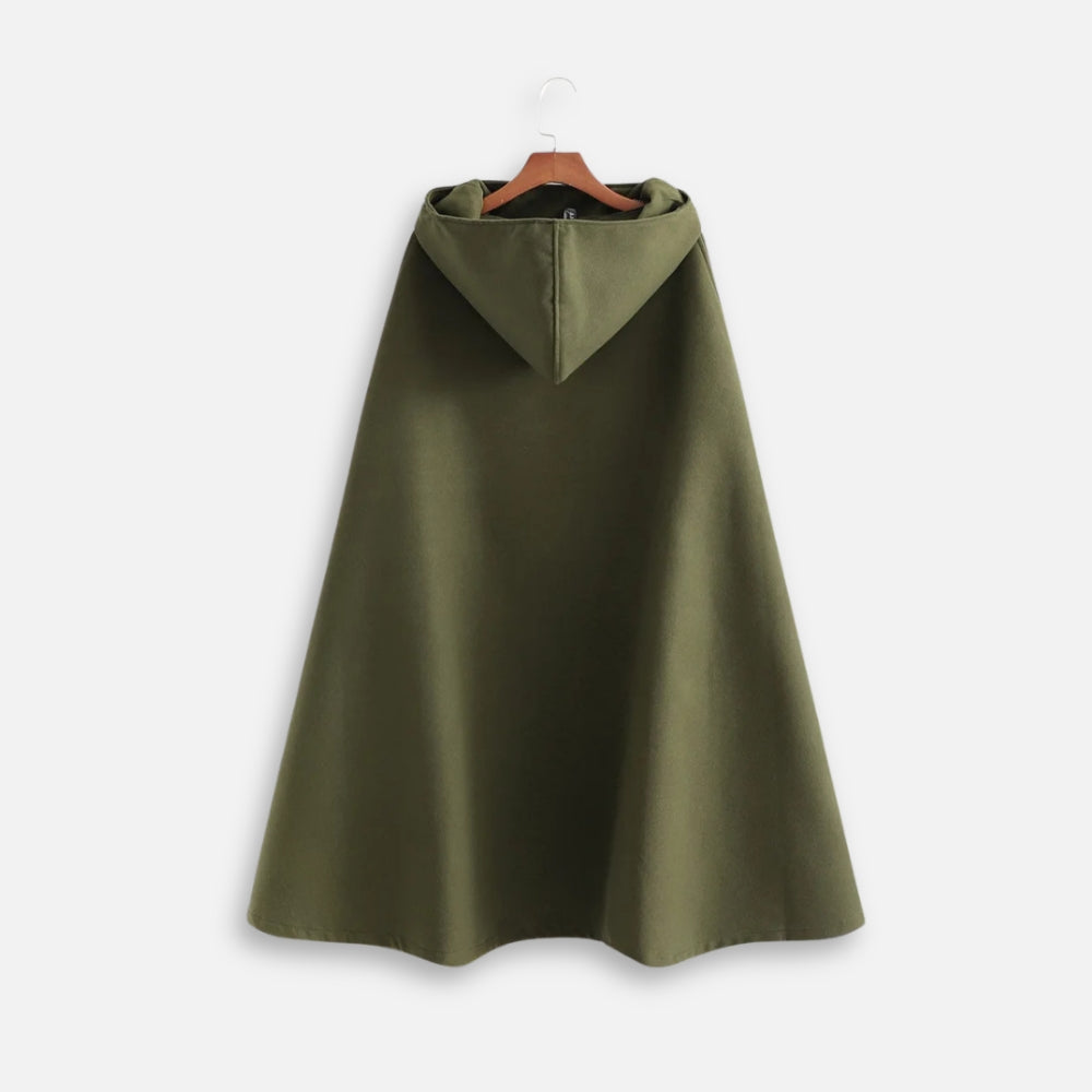 Cape poncho longue kaki avec capuche intégrée, coupe ample, vue de dos sur cintre