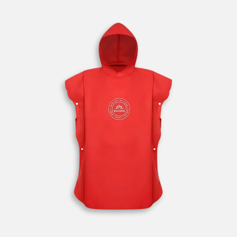 Poncho de bain microfibre enfant rouge avec capuche et logo VOCOOL, vue de face