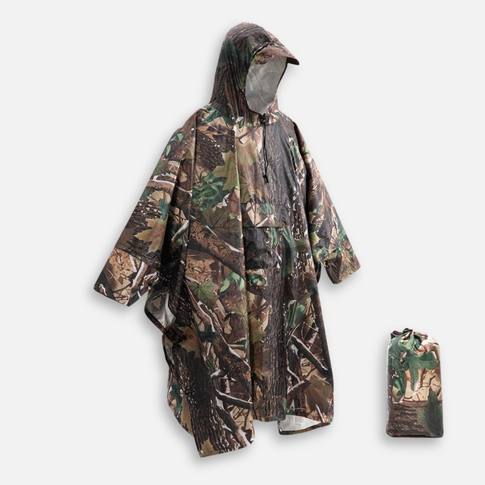 Poncho pluie camouflage nylon avec capuche, porté de face, plié compact et rangé en sachet