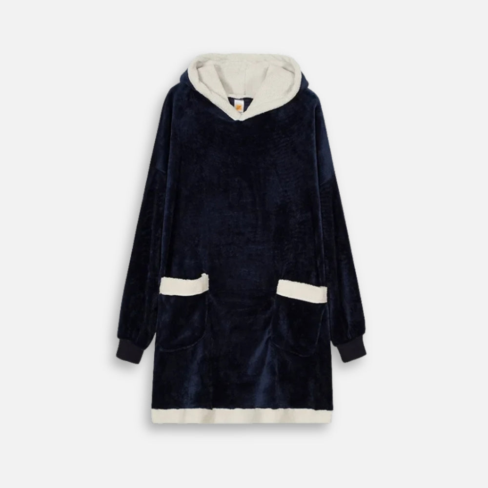 Pull poncho polaire sherpa bleu marine avec capuche écrue, poches et détails contrastants